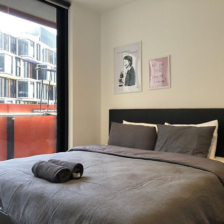 Hfn Heart Of Melbourne Cbd Apartment Luaran gambar